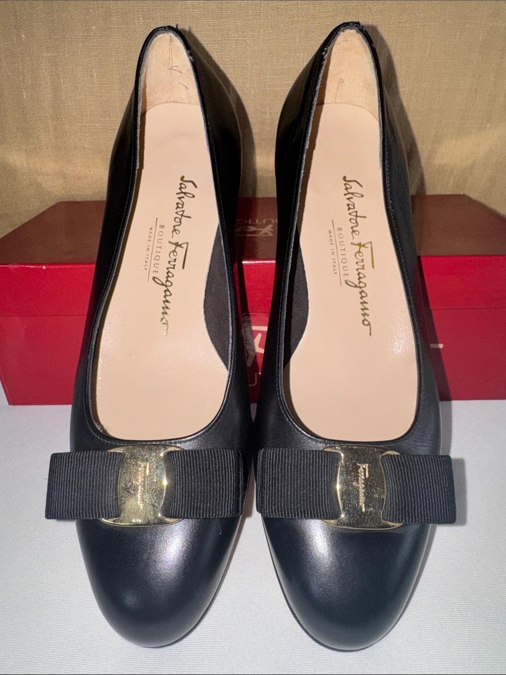 Salvatore Ferragamo Black Leather Bow with Gold Plate